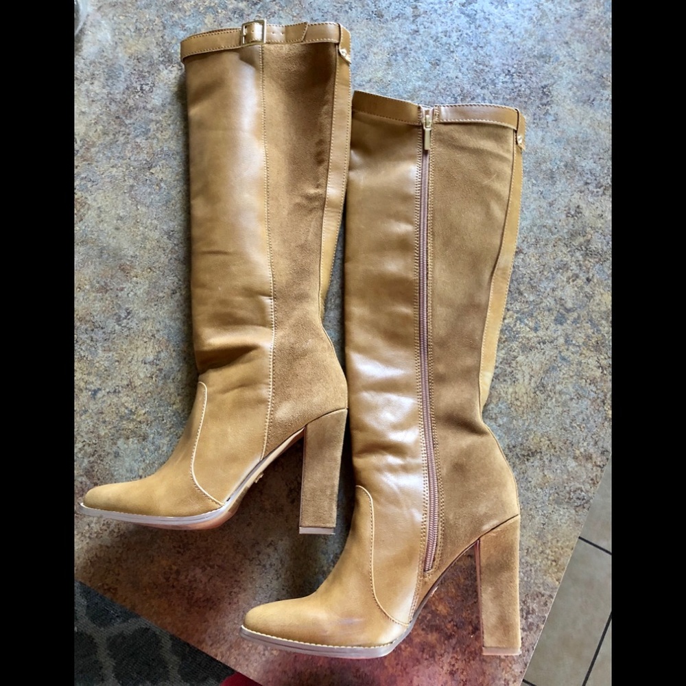 VS Tall High Heel Boot sz 7.5